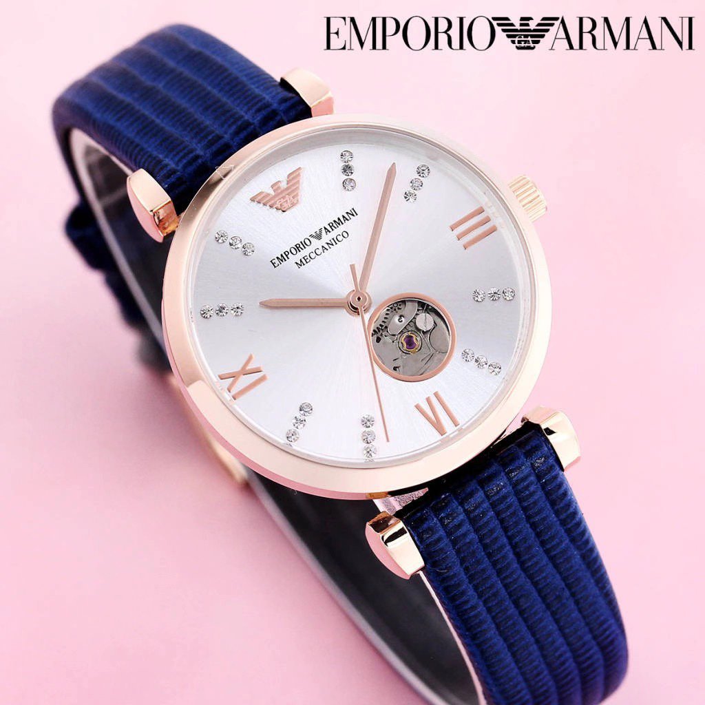 New Armani mechanical women's watch 💃Classic and simple Italian style, beautiful and rusty, the movement is exposed, and is known as the heart of transparency. The diamond-set dial adds a touch of elegance to the watch. Exquisite crown, classic scales, European and American mixed-color steel belt, original buckle, mineral crystal mirror, 30 meters waterproof, fully manual winding, mechanical women's watch 32mm*14mm - Image 4
