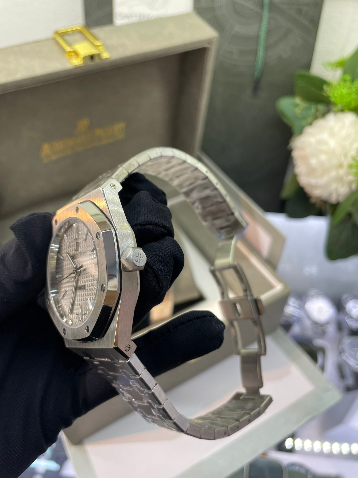 Exclusive real photos
audemars piguet mens watch automatic mechanical watch
Audemars Piguet Royal Oak, men's watch, fully automatic mechanical watch - Image 4