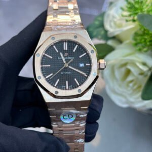 Real photos of home
audemars guet royal oak automatic mechanical watch mens watch
Audemars Piguet Royal Oak, fully automatic mechanical watch, men's watch
