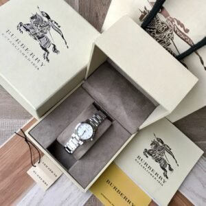 . BURBERRY quartz women's watch, BU9224, diameter ~23mm, 316L stainless steel strap, double-press butterfly buckle, sapphire glass mirror, Burberry's unique design on the surface, comes with full packaging!