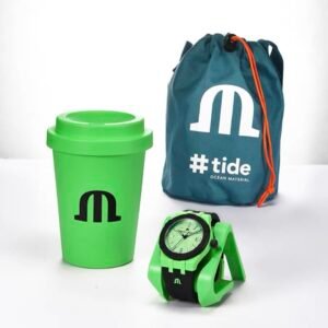 _The latest popular AIKON series from Aimi official website, channel supply, guaranteed! Adhering to the concept of environmental protection♻️, the watch case is made of marine recycled plastic. After processing, the composite material is harder and more durable. The original RONDA515 movement can be disassembled! The rubber strap is soft, comfortable and breathable, and the size is 40mm, so it can be worn by pretty boys and pretty women! Jura wavy dial, brushed craftsmanship, standard dust bag consistent with the official website, warranty tag, cup-shaped box! Definitely a unique hit!