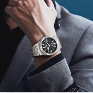 AIKON can be used for leisure, business and photogenic purposes😂😂
Emmy, a young man’s first Royal Oak? 😜